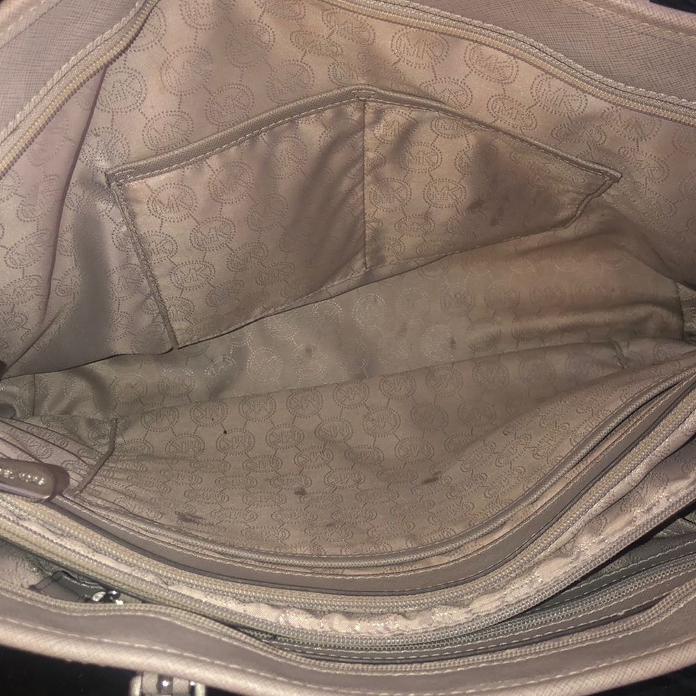 Mk gray tote - Picture 4 of 6